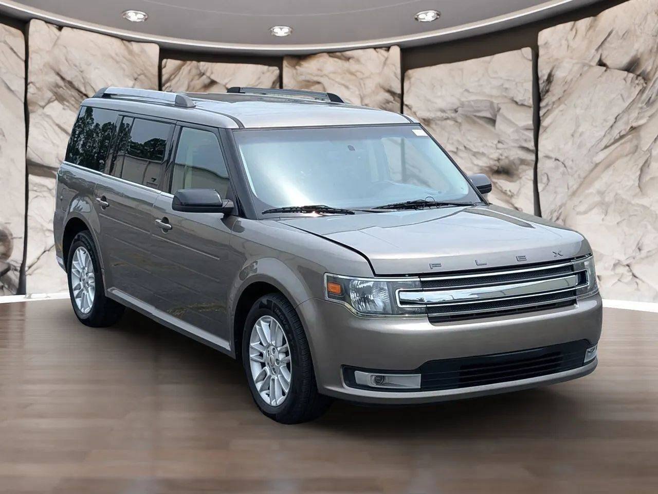 Used 2014 Ford Flex SEL w/ Equipment Group 202A FWD image 18