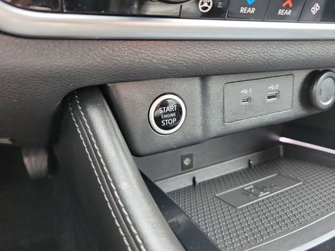Certified 2021 Nissan Rogue Platinum FWD image 35