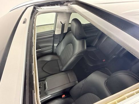 Certified 2025 Toyota Highlander XLE FWD image 23
