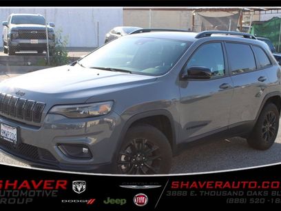Used 2023 Jeep Cherokee Altitude Lux