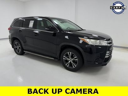 Used 2019 Toyota Highlander LE