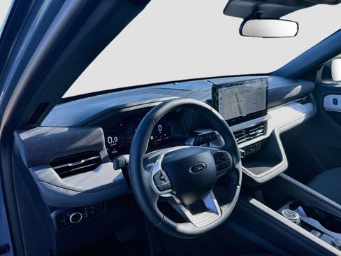 New 2027 Ford Explorer Active RWD image 6