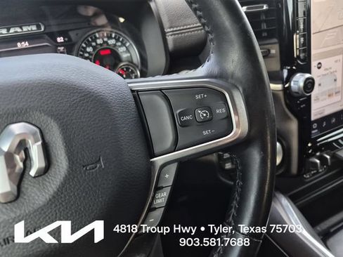 Used 2023 RAM 1500 Laramie AWD/4WD image 30