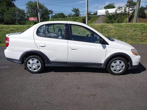 Used 2000 Toyota Echo Sedan FWD image 5