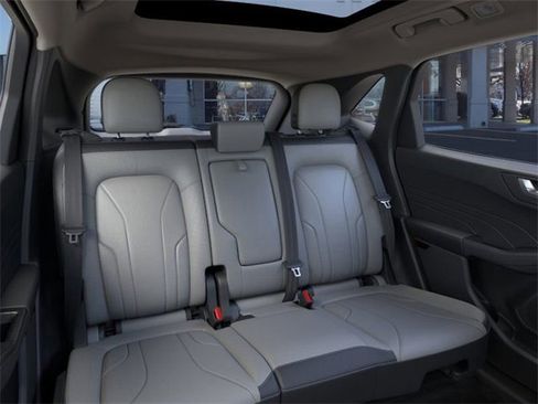 New 2026 Ford Escape SE w/ PHEV Premium Package image 11