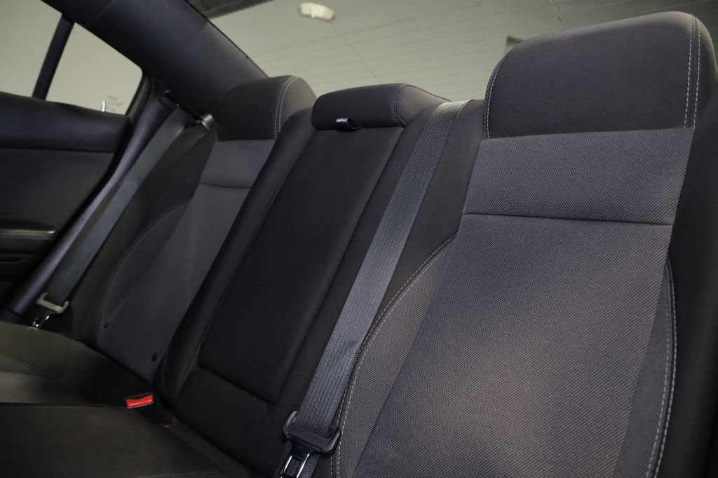 Used 2018 Dodge Charger SXT w/ Blacktop Package RWD image 21