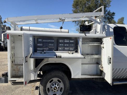 Used 2012 Chevrolet Silverado 2500 W/T image 16