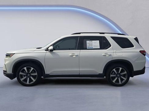 Certified 2025 Honda Pilot Elite image 2