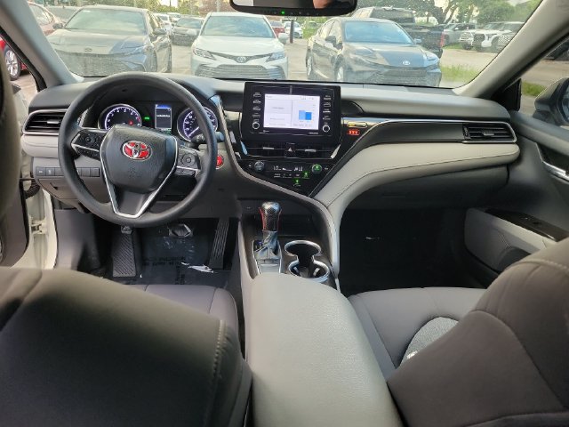 Used 2024 Toyota Camry LE w/ Convenience Package FWD image 9