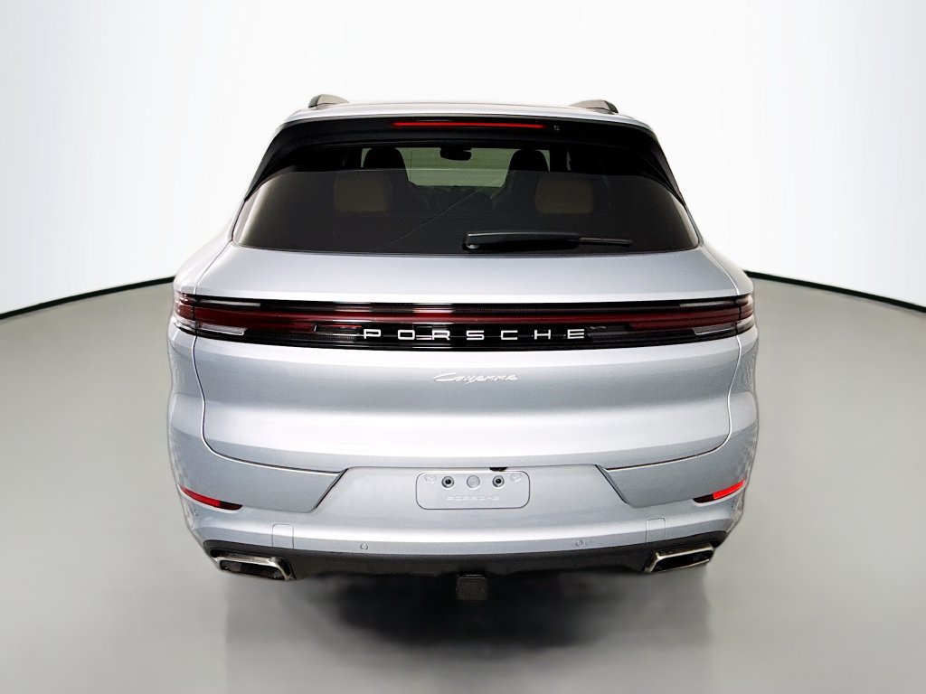 Certified 2026 Porsche Cayenne AWD/4WD image 28