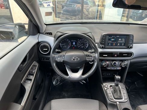 Used 2020 Hyundai Kona SEL FWD image 24