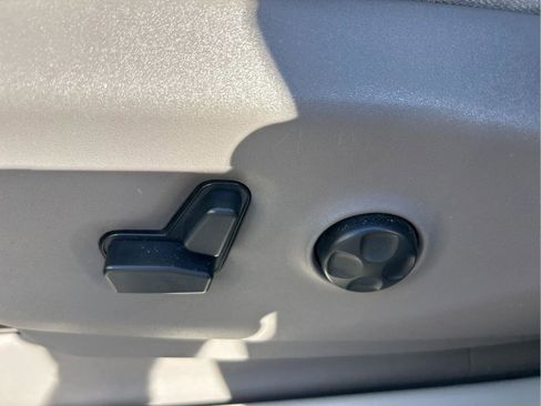 Certified 2017 Chrysler Pacifica Touring Plus w/ Security Group image 27