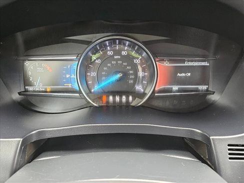 Used 2019 Ford Explorer XLT w/ Equipment Group 201A FWD image 11