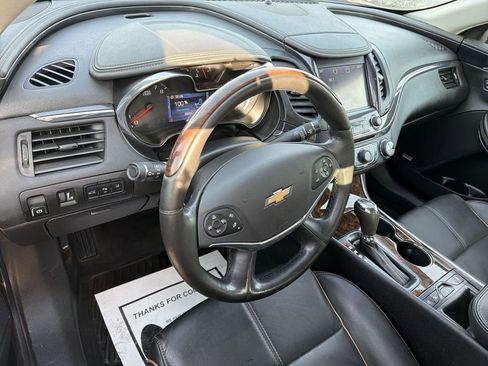 Used 2014 Chevrolet Impala LTZ image 16