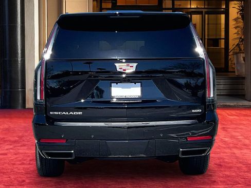 New 2026 Cadillac Escalade ESV Sport AWD/4WD image 5