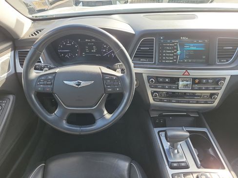 Used 2018 Genesis G80 3.8 w/ Option Group 03 image 17