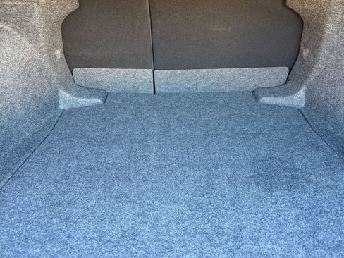 Used 2025 Toyota Corolla LE image 29