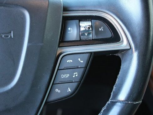 Used 2019 Lincoln Nautilus Select image 13