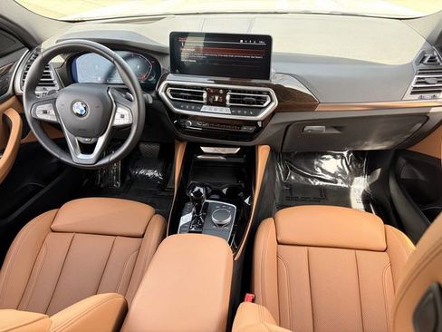 Used 2025 BMW X4 xDrive30i AWD/4WD image 16