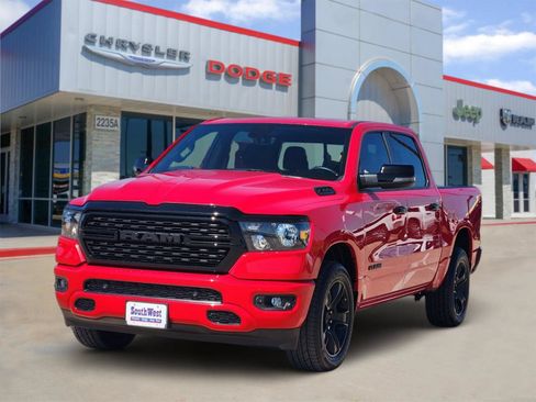 Used 2024 RAM 1500 Lone Star RWD image 2