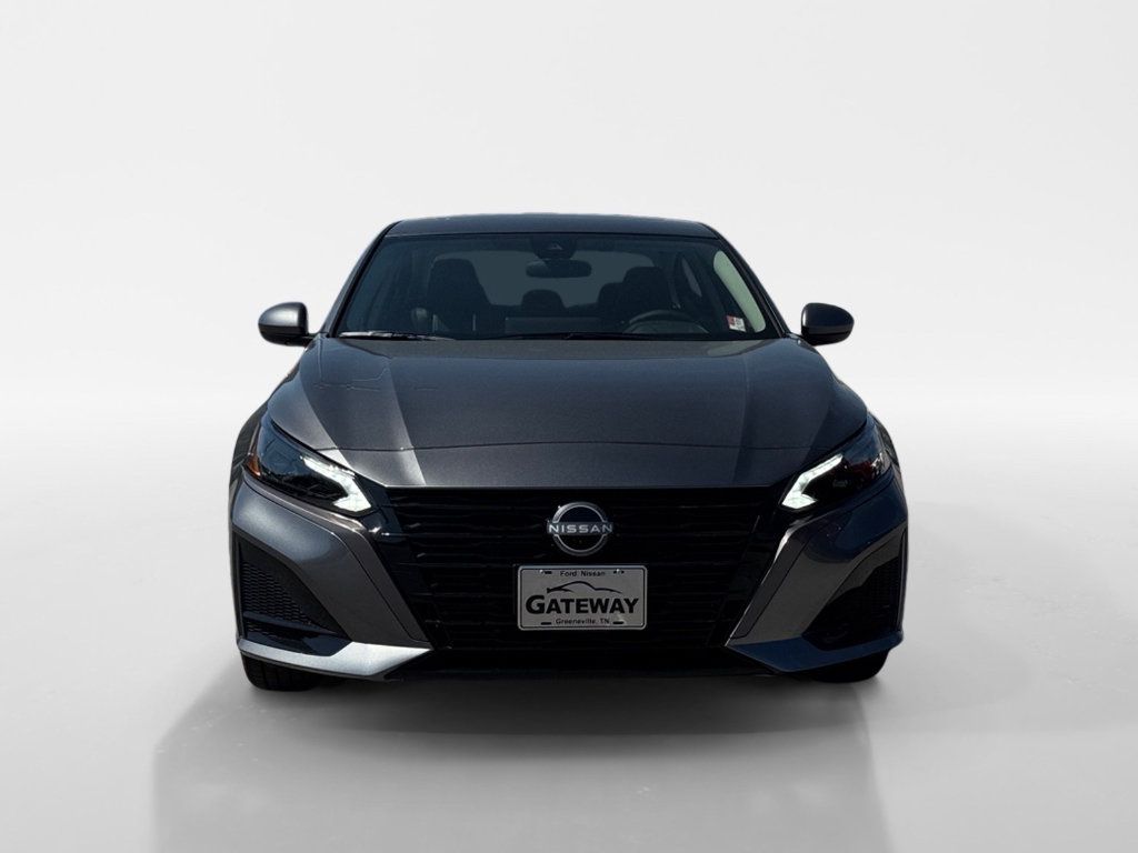 Used 2026 Nissan Altima 2.5 SV w/ SV Premium Package AWD/4WD image 9