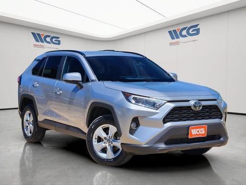 Used 2020 Toyota RAV4 XLE w/ All Weather Liner Package AWD/4WD image 2