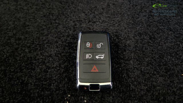 Used 2024 Land Rover Range Rover SE AWD/4WD image 79
