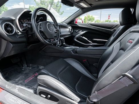Used 2016 Chevrolet Camaro SS RWD image 22