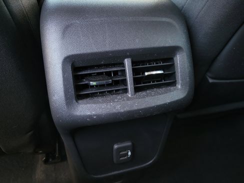 Used 2019 GMC Terrain SLE w/ Driver Convenience Package image 16