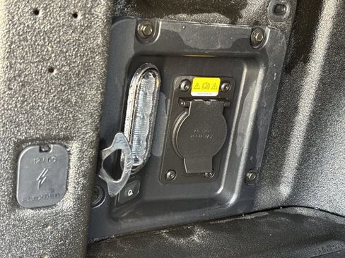 Used 2022 Ford Maverick Lariat w/ Lariat Luxury Package image 8