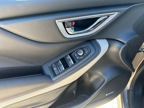 Used 2024 Subaru Forester Limited image 25