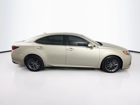 Used 2018 Lexus ES 350 w/ Navigation System Package FWD image 10