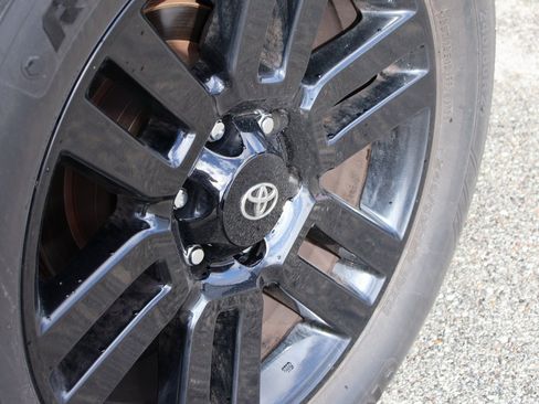 Used 2019 Toyota 4Runner Limited image 39