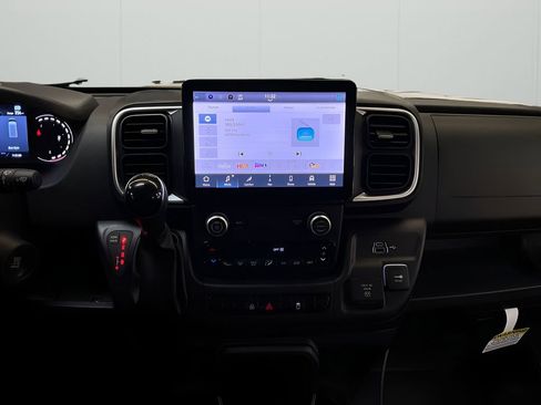 New 2025 RAM ProMaster 1500 w/ Quick Order Package 22G SLT image 11