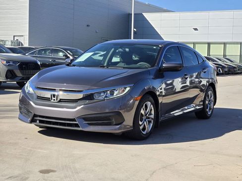 Used 2018 Honda Civic LX image 4