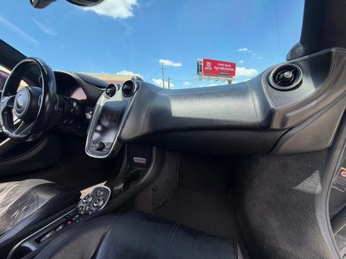 Used 2017 McLaren 570S Coupe RWD image 22