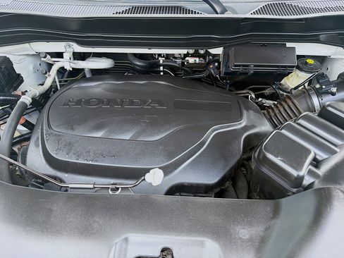 Certified 2021 Honda Pilot Special Edition image 35