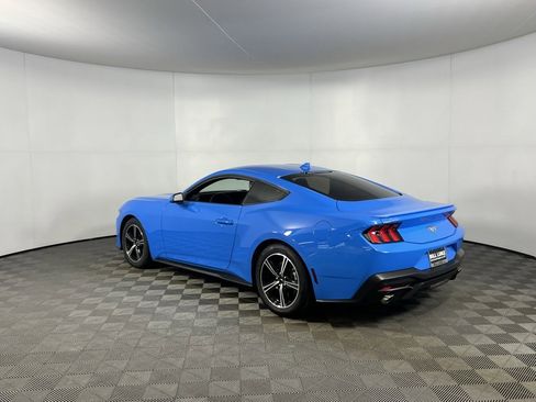 Used 2024 Ford Mustang Premium image 8