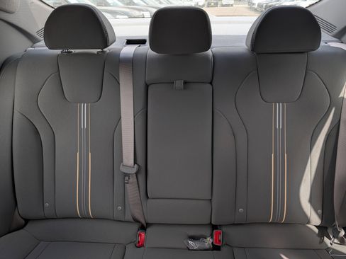 New 2026 Hyundai Elantra SEL Sport FWD image 7