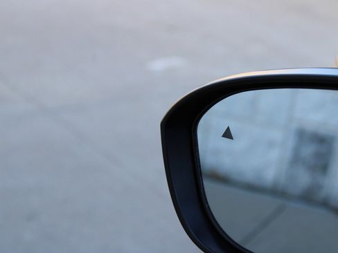 Used 2025 Nissan Kicks SV image 19