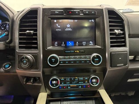 Used 2019 Ford Expedition Platinum image 17