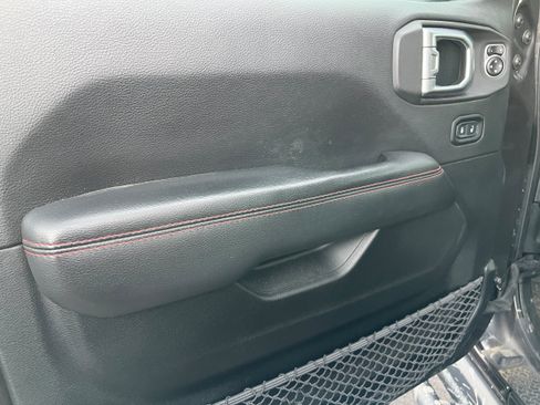 Used 2020 Jeep Wrangler Rubicon AWD/4WD image 20