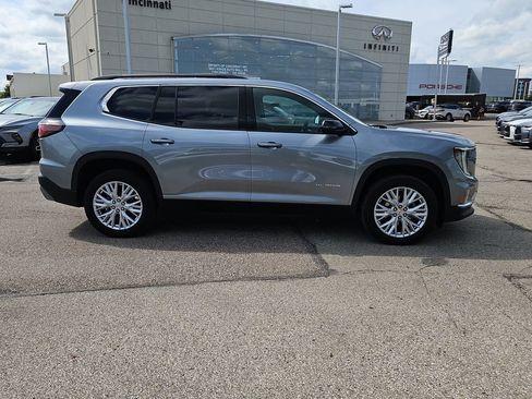 Used 2026 GMC Acadia Elevation w/ Elevation Premium Package AWD/4WD image 6