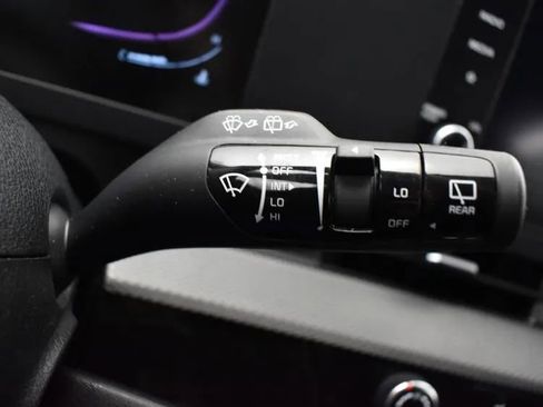 Used 2024 Kia Sportage LX image 27