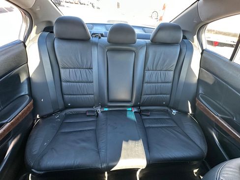 Used 2014 Chrysler 300 S image 12