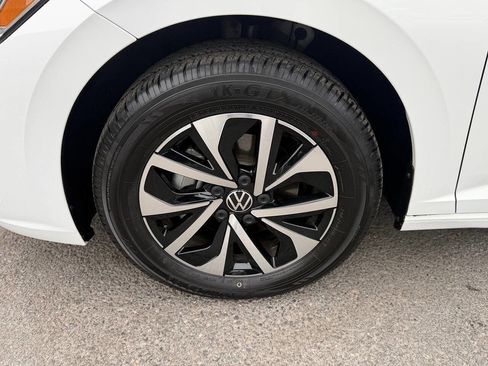 Used 2023 Volkswagen Jetta S image 21