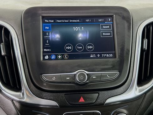 Used 2019 Chevrolet Equinox LT image 17