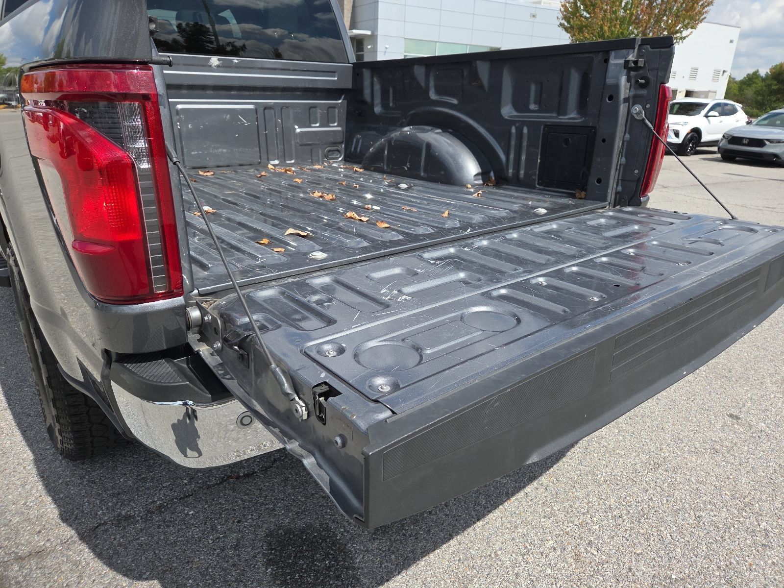 Used 2025 Ford F150 XLT w/ Equipment Group 301A Standard AWD/4WD image 9