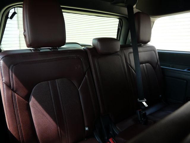 Used 2023 Ford Expedition Limited AWD/4WD image 16