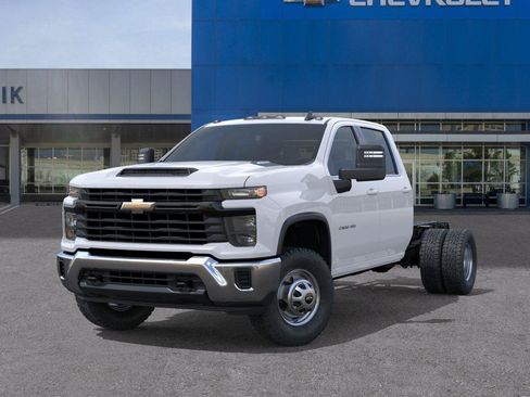 New 2026 Chevrolet Silverado 3500 W/T w/ WT Convenience Package AWD/4WD image 6